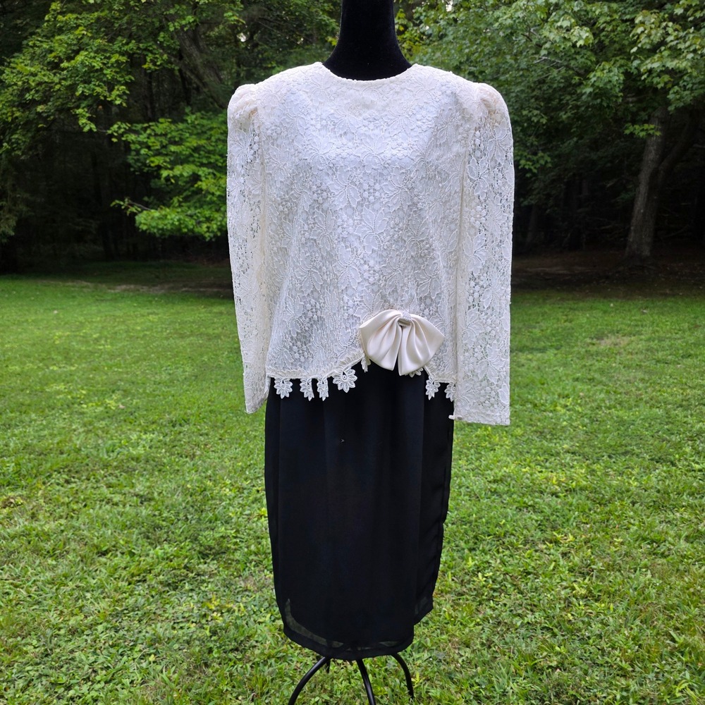 In The Mood Ivory Lace Black Skirt Womens 14 Vintage 80s Dorothy Zbornak Costume